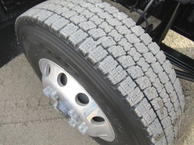 いすゞフォワード冷凍車（冷蔵車）中型（4t）[写真39]