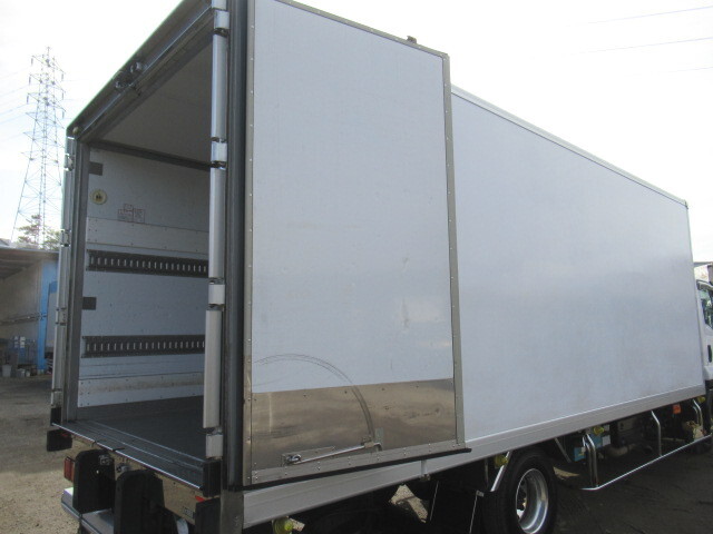 いすゞフォワード冷凍車（冷蔵車）中型（4t）[写真06]