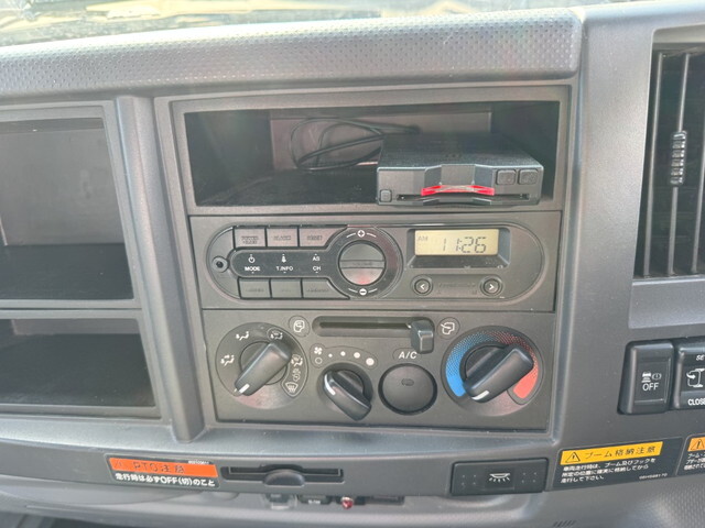 いすゞフォワードクレーン4段中型（4t）[写真23]