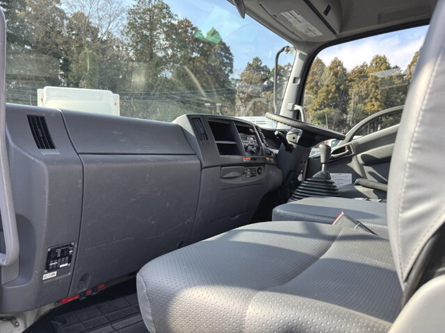 いすゞフォワードクレーン4段中型（4t）[写真27]