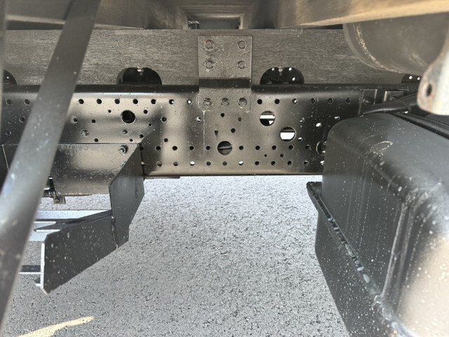 いすゞフォワードクレーン4段中型（4t）[写真33]