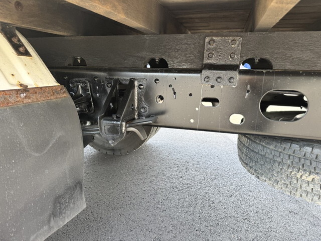 いすゞフォワードクレーン4段中型（4t）[写真35]