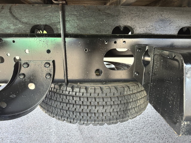 いすゞフォワードクレーン4段中型（4t）[写真36]