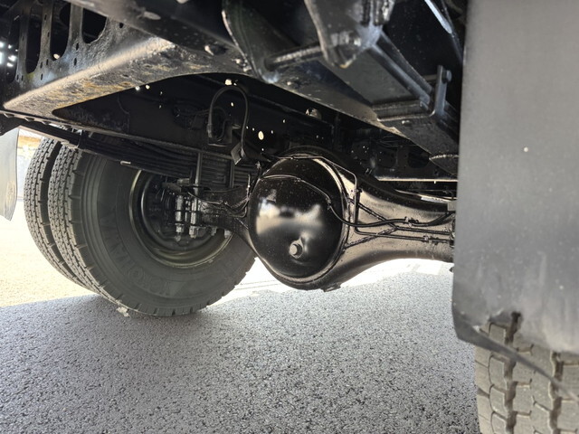 いすゞフォワードクレーン4段中型（4t）[写真37]