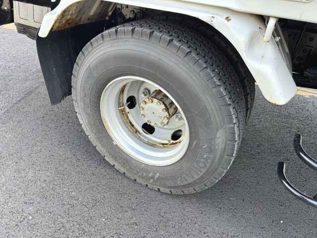 いすゞフォワードクレーン4段中型（4t）[写真38]