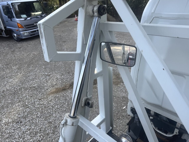 三菱ふそうキャンターキャリアカー小型（2t・3t）[写真15]