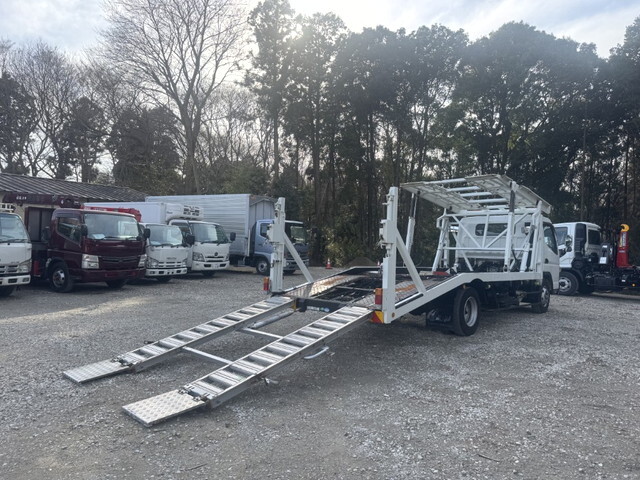 三菱ふそうキャンターキャリアカー小型（2t・3t）[写真02]