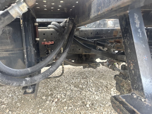 三菱ふそうキャンターキャリアカー小型（2t・3t）[写真32]