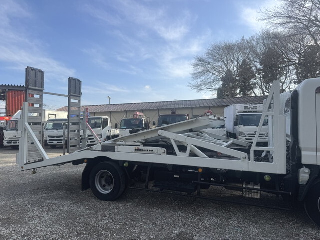 三菱ふそうキャンターキャリアカー小型（2t・3t）[写真06]