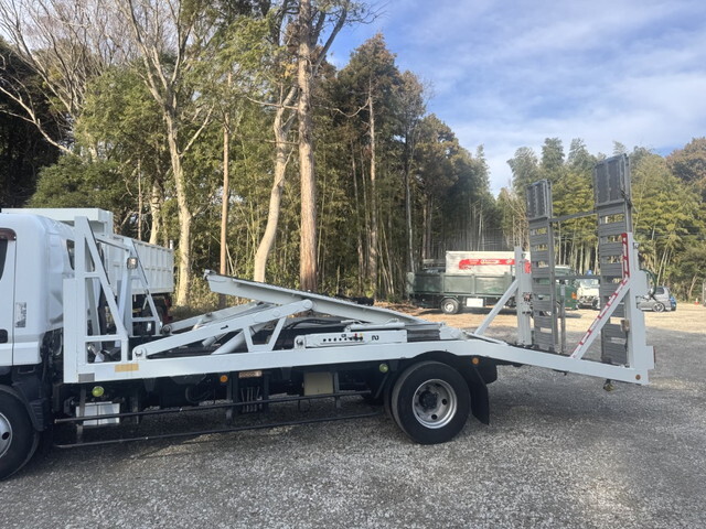 三菱ふそうキャンターキャリアカー小型（2t・3t）[写真08]