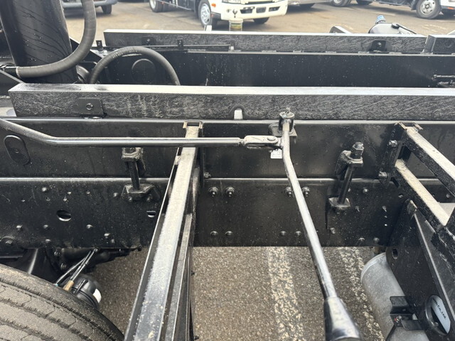 三菱ふそうスーパーグレート深ダンプ（土砂禁ダンプ）大型（10t）[写真28]