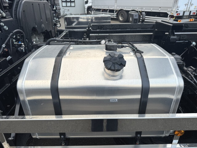 三菱ふそうスーパーグレート深ダンプ（土砂禁ダンプ）大型（10t）[写真32]