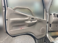 トヨタダイナパネルバン小型（2t・3t）[写真24]