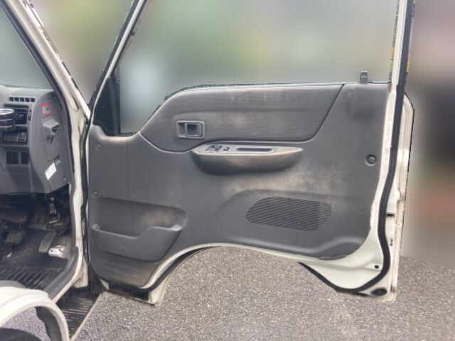 マツダボンゴ幌車小型（2t・3t）[写真22]