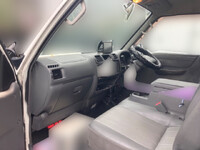 マツダボンゴ幌車小型（2t・3t）[写真24]