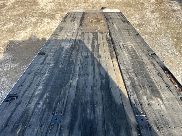 いすゞギガセルフクレーン4段大型（10t）[写真10]