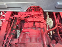 いすゞギガセルフクレーン4段大型（10t）[写真26]