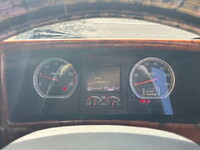 いすゞギガセルフクレーン4段大型（10t）[写真37]