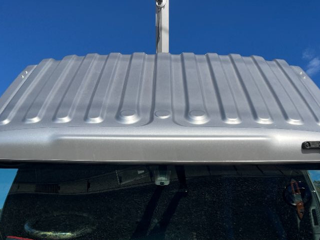 いすゞギガセルフクレーン4段大型（10t）[写真06]