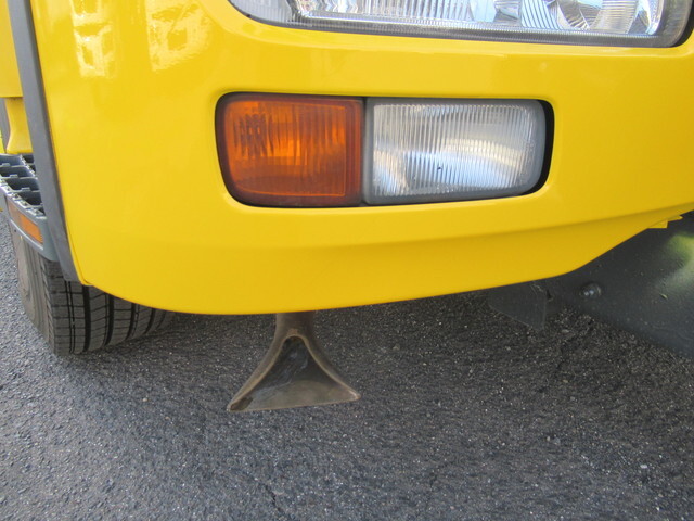 UDトラックスクオン道路作業車大型（10t）[写真10]