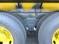 UDトラックスクオン道路作業車大型（10t）[写真25]