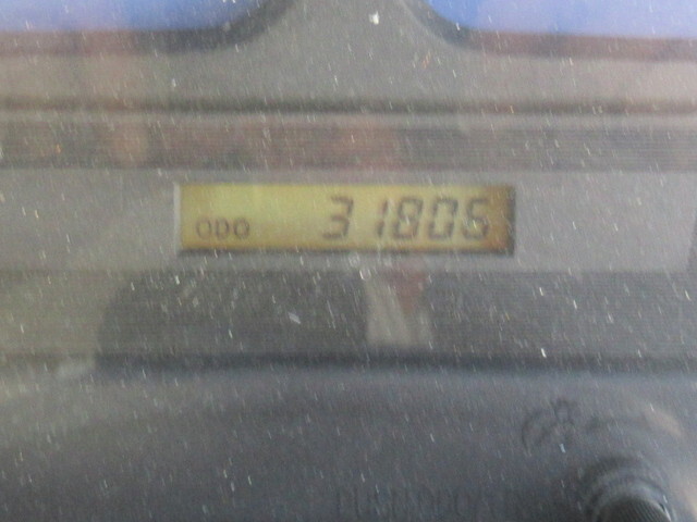 UDトラックスクオン道路作業車大型（10t）[写真28]