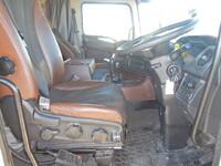 日野プロフィアアルミブロック大型（10t）[写真21]