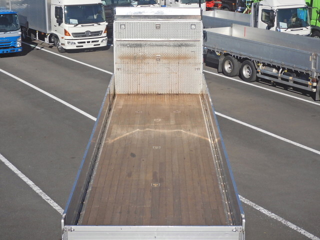 日野プロフィアアルミブロック大型（10t）[写真06]