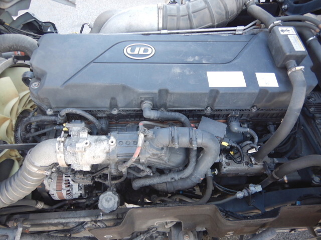 UDトラックスクオンアルミウイング大型（10t）[写真15]