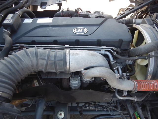 UDトラックスクオンアルミウイング大型（10t）[写真16]