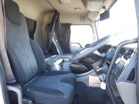 UDトラックスクオンアルミウイング大型（10t）[写真19]