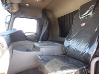 UDトラックスクオンアルミウイング大型（10t）[写真20]