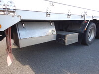 UDトラックスクオンアルミウイング大型（10t）[写真31]