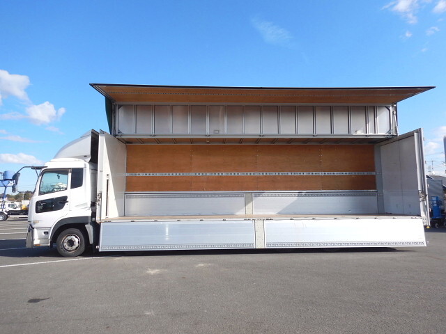 UDトラックスクオンアルミウイング大型（10t）[写真31]
