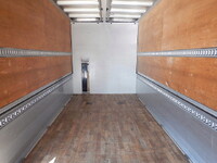 UDトラックスクオンアルミウイング大型（10t）[写真35]