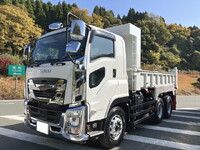 いすゞギガダンプ大型（10t）