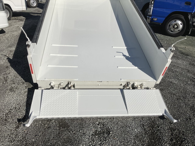 日野デュトロダンプ小型（2t・3t）[写真13]