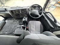 日野プロフィア冷凍車（冷蔵車）大型（10t）[写真10]