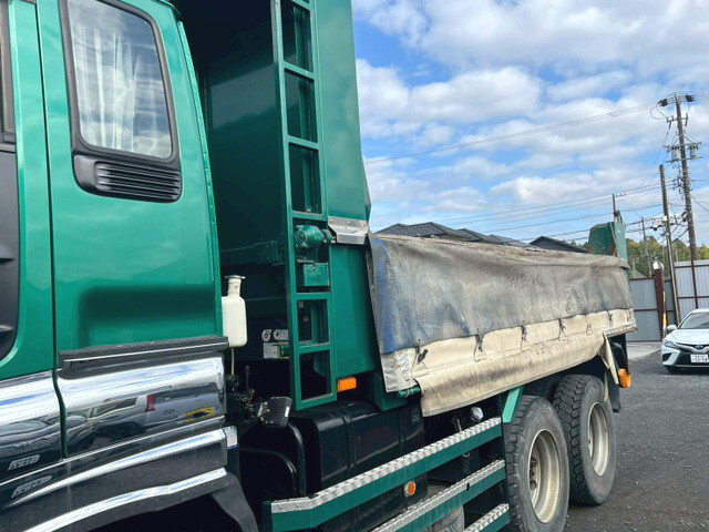 いすゞギガダンプ大型（10t）[写真07]