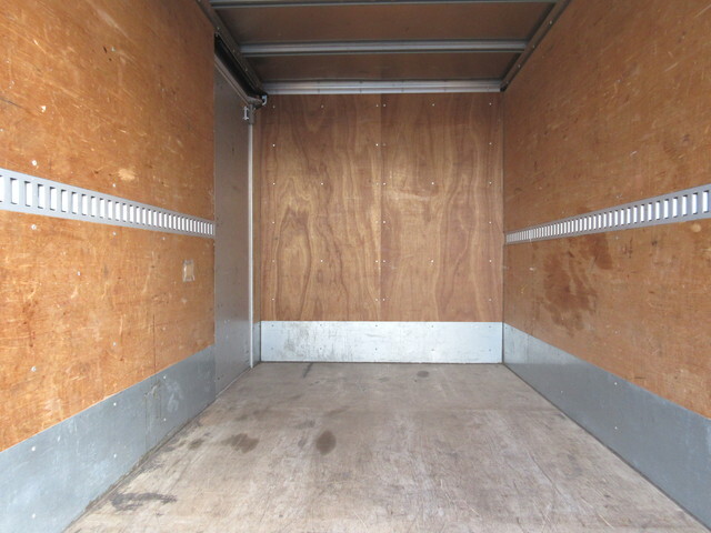 日野デュトロアルミバン小型（2t・3t）[写真29]