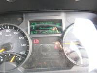 三菱ふそうキャンターアルミバン小型（2t・3t）[写真17]