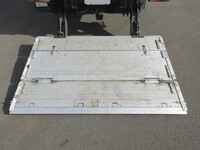 三菱ふそうキャンターアルミバン小型（2t・3t）[写真29]