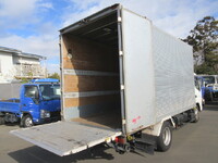 三菱ふそうキャンターアルミバン小型（2t・3t）[写真33]