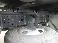 三菱ふそうキャンターアルミバン小型（2t・3t）[写真09]