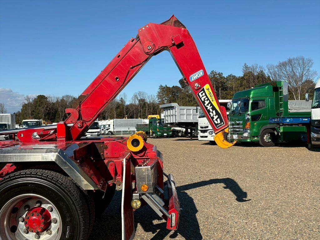 日野レンジャーコンテナ専用車増トン（6t・8t）[写真11]