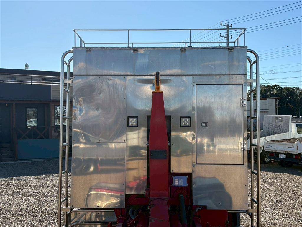 日野レンジャーコンテナ専用車増トン（6t・8t）[写真06]