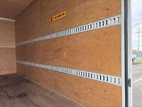 三菱ふそうキャンターアルミバン小型（2t・3t）[写真11]