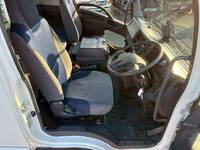 いすゞフォワード平ボディ中型（4t）[写真20]