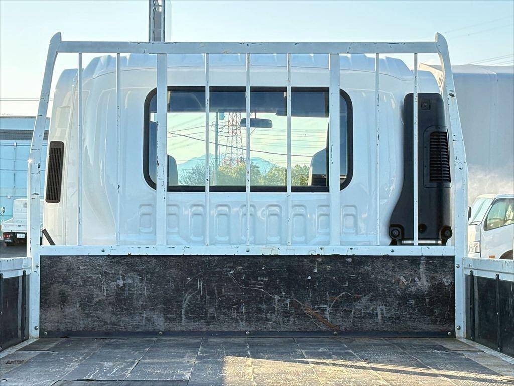 いすゞフォワード平ボディ中型（4t）[写真07]