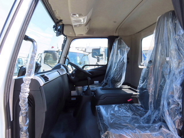 三菱ふそうファイターミキサー車（コンクリートミキサー）中型（4t）[写真16]